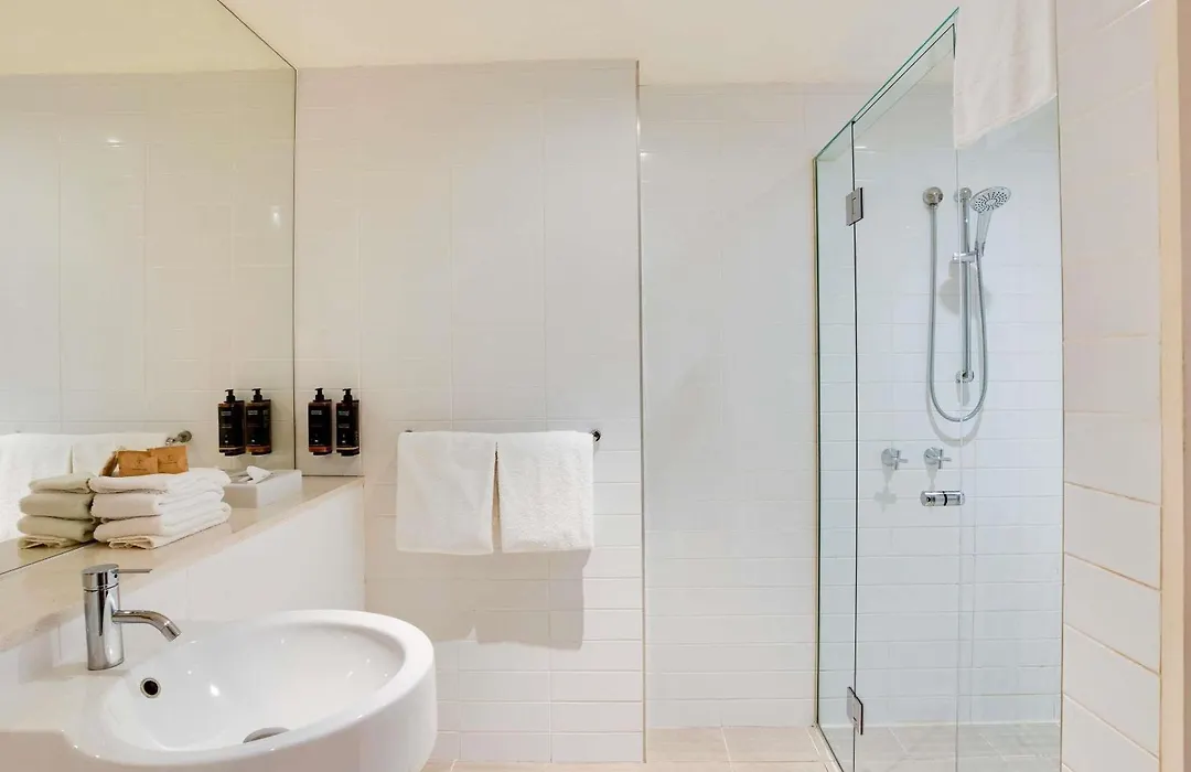 Mercure North Melbourne-1
